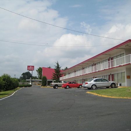 Charlotte Express Inn Экстерьер фото